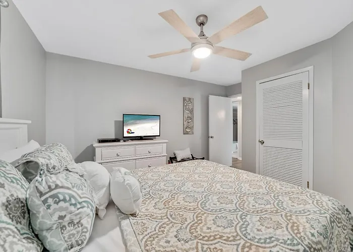 Regatta 305 C Holiday home *